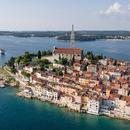 Apartments Nina Rovinj Exterior foto
